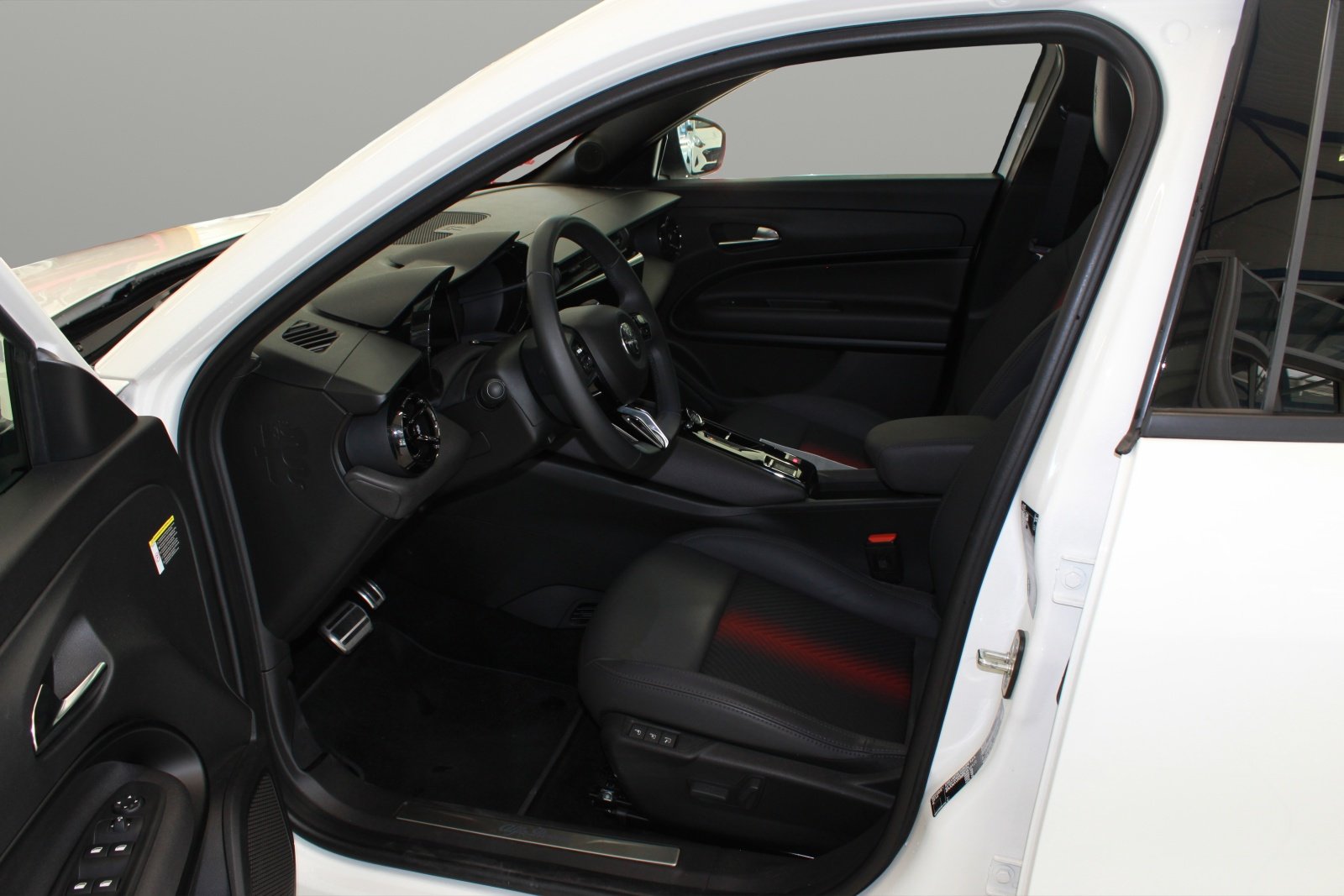 ALFA ROMEO Junior BEV 156 54kWh Speciale Pack Tech, Elettrica, Occasioni / Usate, Automatico - 7