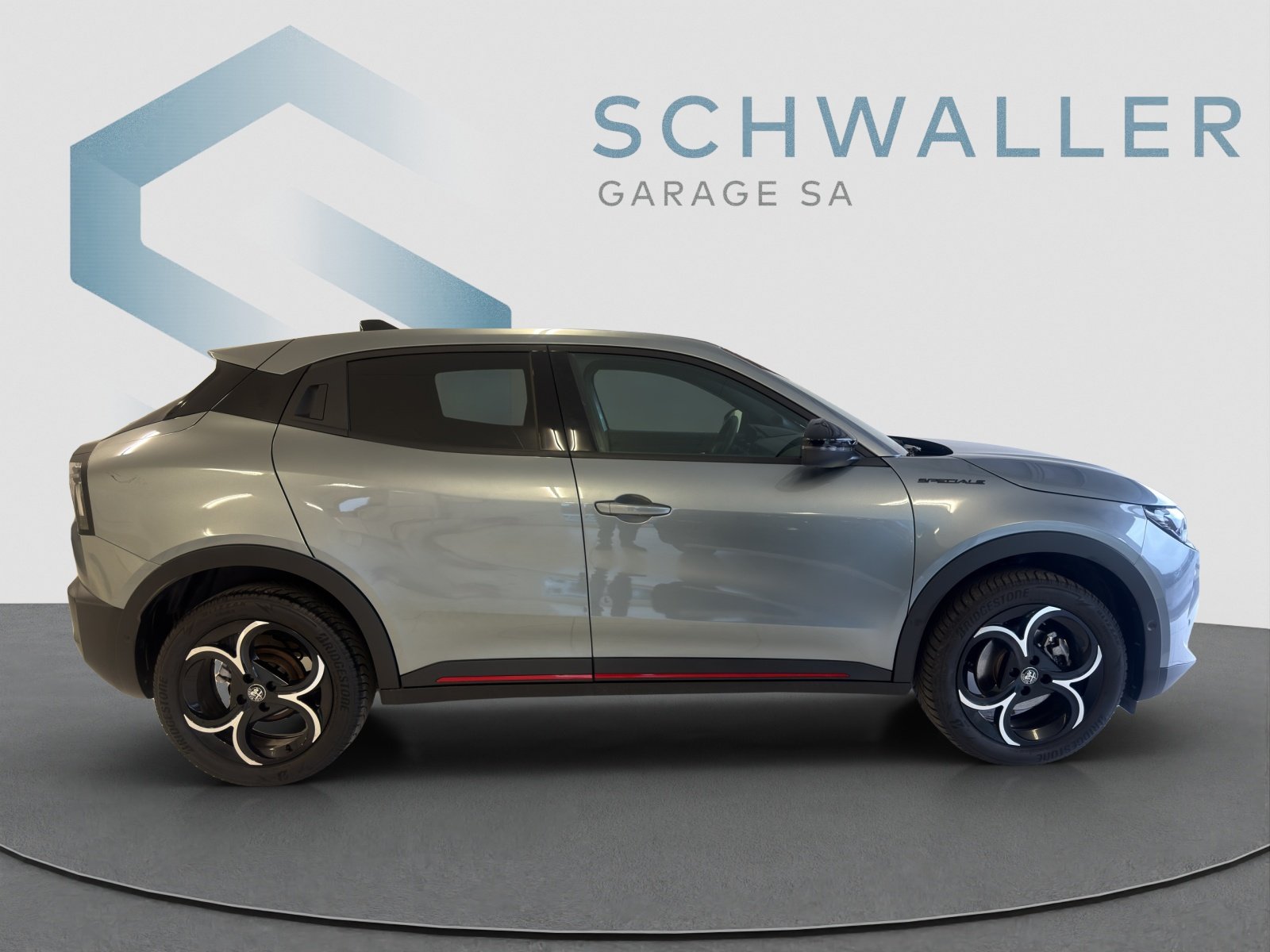 ALFA ROMEO JUNIOR 1.2 Ibrida Speciale, Mild-Hybrid Benzin/Elektro, Occasion / Gebraucht, Automatik - 3