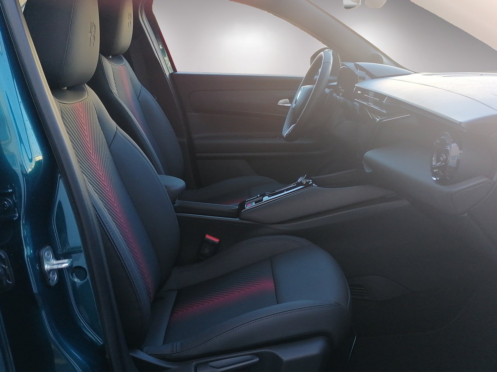 ALFA ROMEO Junior 1.2 Intensa, Hybride Léger Essence/Électricité, Occasion / Utilisé, Automatique - 6