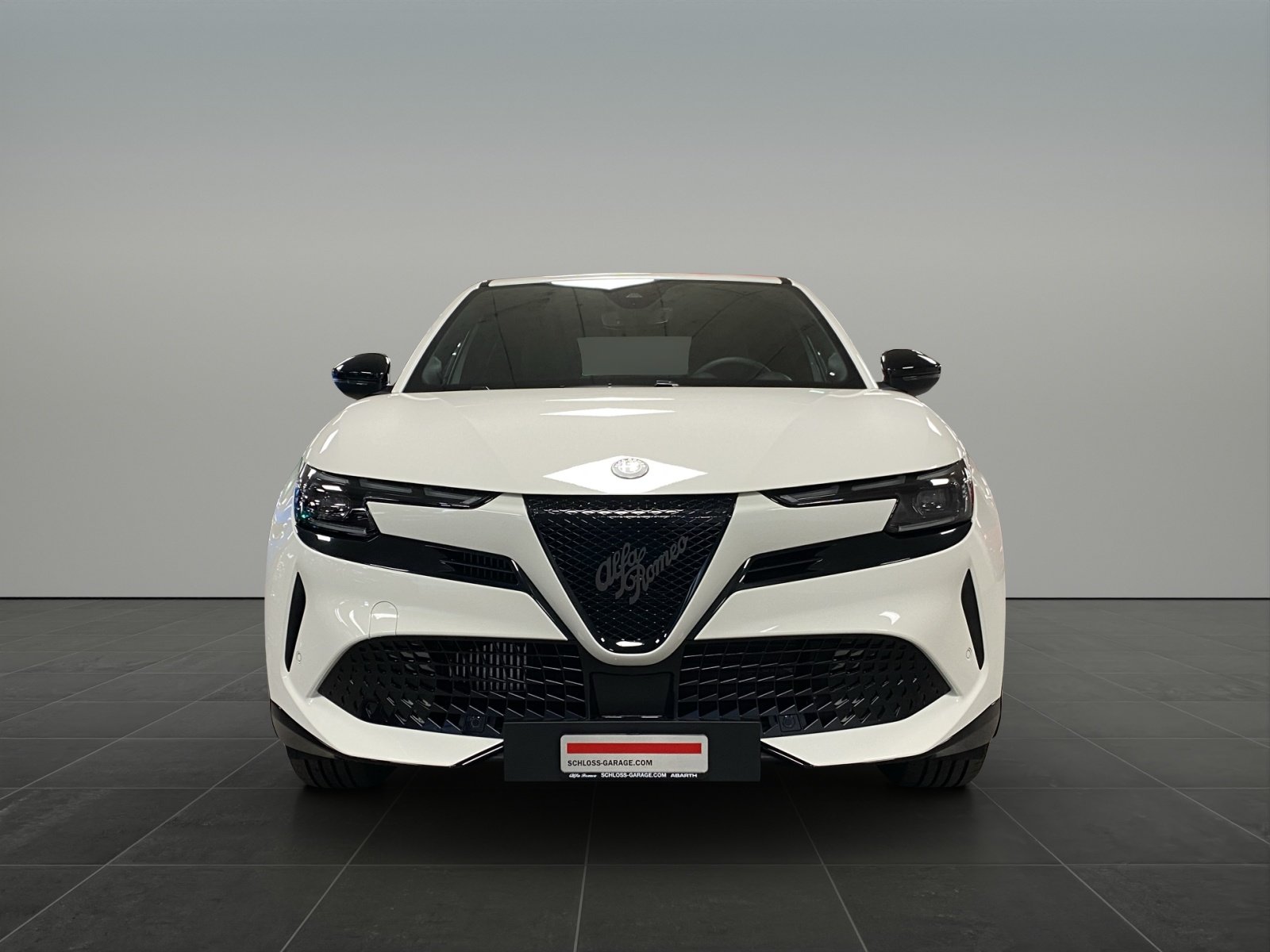 ALFA ROMEO Junior 1.2 Ibrida Q4 Pack Tech, Mild-Hybrid Petrol/Electric, Second hand / Used, Automatic - 2