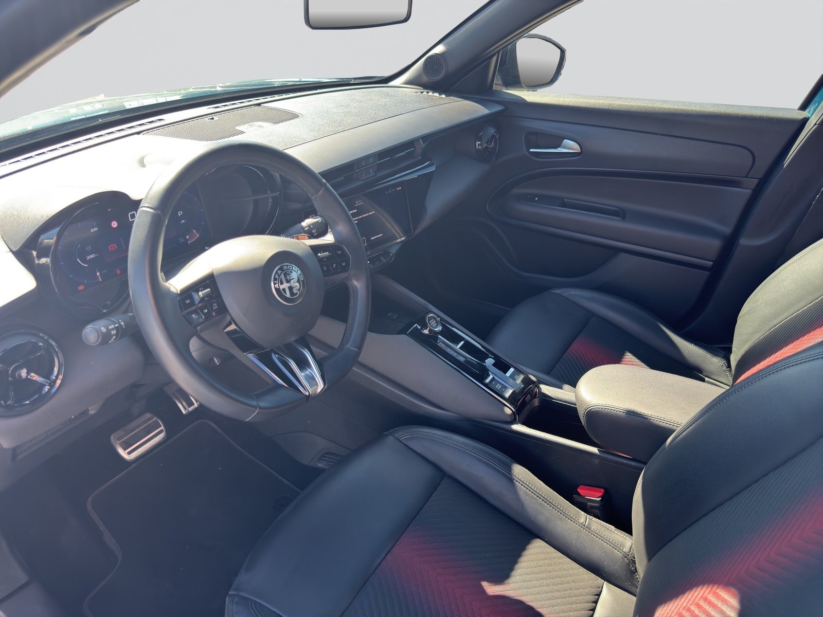 ALFA ROMEO Junior 1.2 48V Hybrid Speciale, Mild-Hybrid Petrol/Electric, Second hand / Used, Automatic - 7