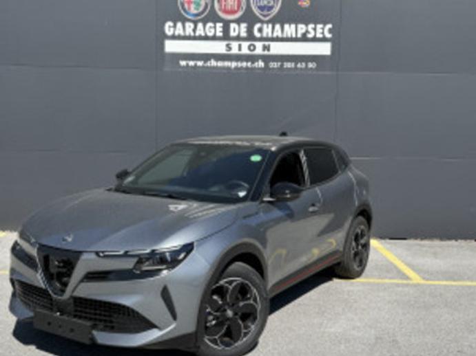 ALFA ROMEO Junior 1.2 Hybryd Special, Mild-Hybrid Petrol/Electric, Second hand / Used, Automatic