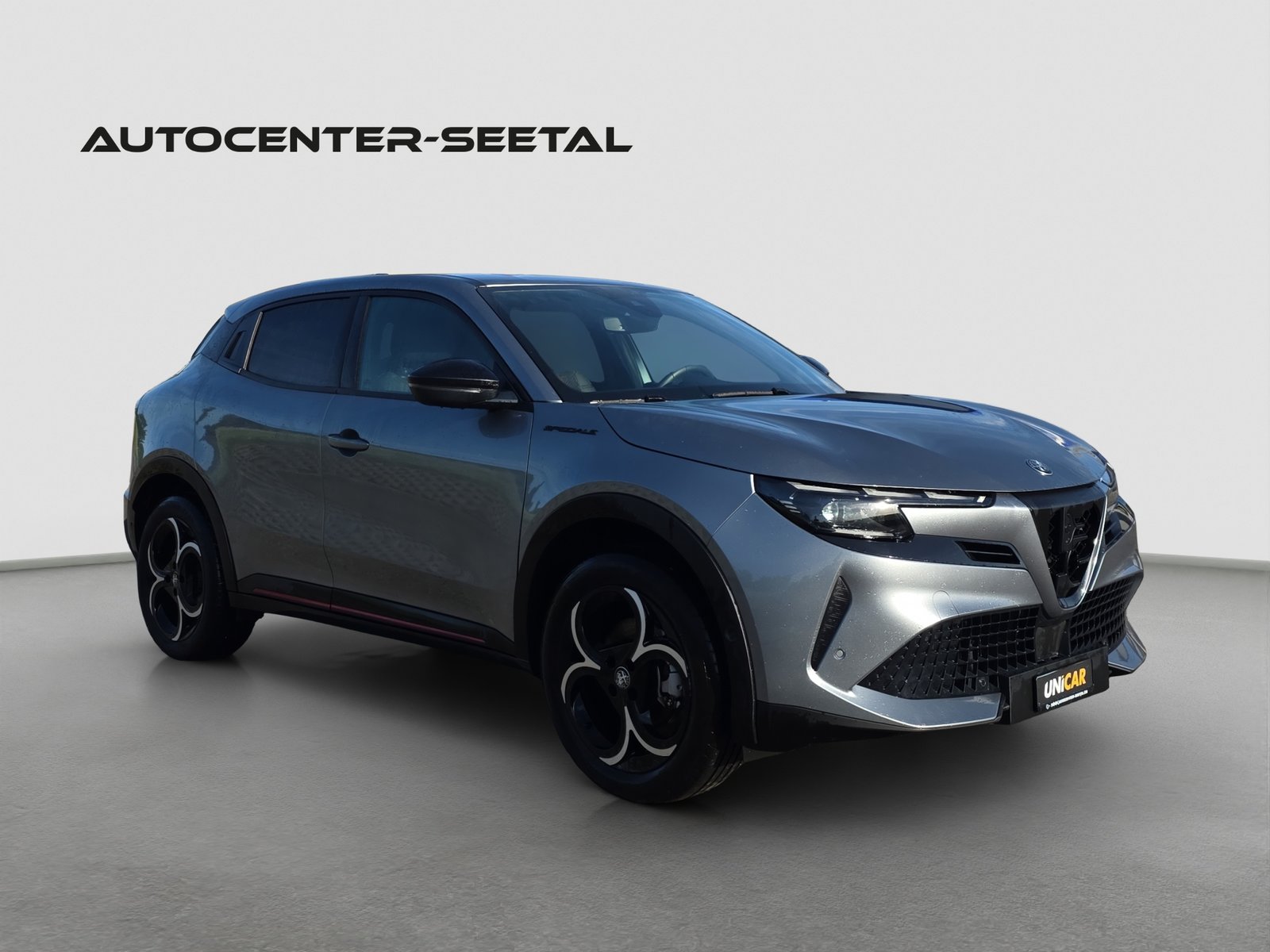 ALFA ROMEO Junior 1.2 48V Hybrid Junior, Mild-Hybrid Benzin/Elektro, Occasion / Gebraucht, Automatik - 2
