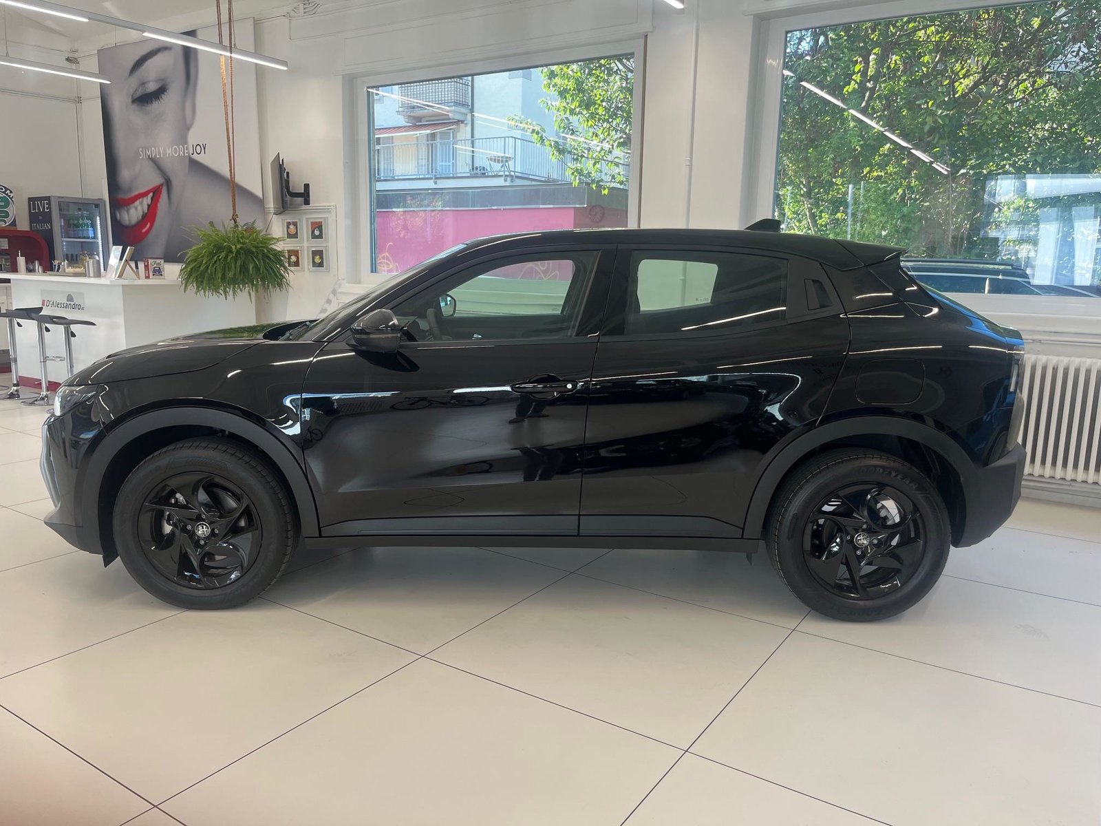 ALFA ROMEO Junior 1.2 48V Hybrid Junior, Mild-Hybrid Benzin/Elektro, Occasion / Gebraucht, Automatik - 2