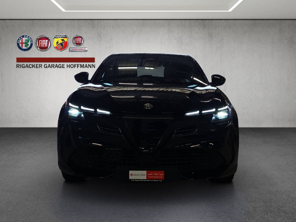 ALFA ROMEO Junior 1.2 48V Hybrid Speciale 8-fach bereift