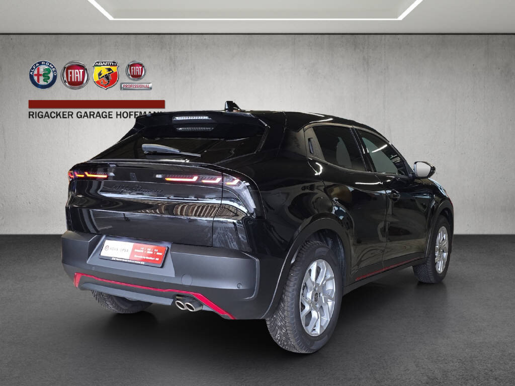 ALFA ROMEO Junior 1.2 48V Hybrid Speciale 8-fach bereift, Mild-Hybrid Petrol/Electric, Second hand / Used, Automatic - 4