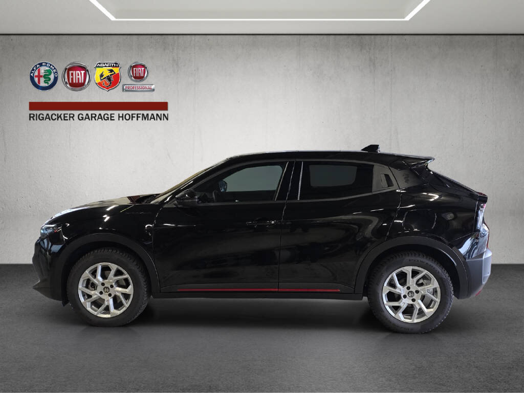 ALFA ROMEO Junior 1.2 48V Hybrid Speciale 8-fach bereift, Mild-Hybrid Petrol/Electric, Second hand / Used, Automatic - 7