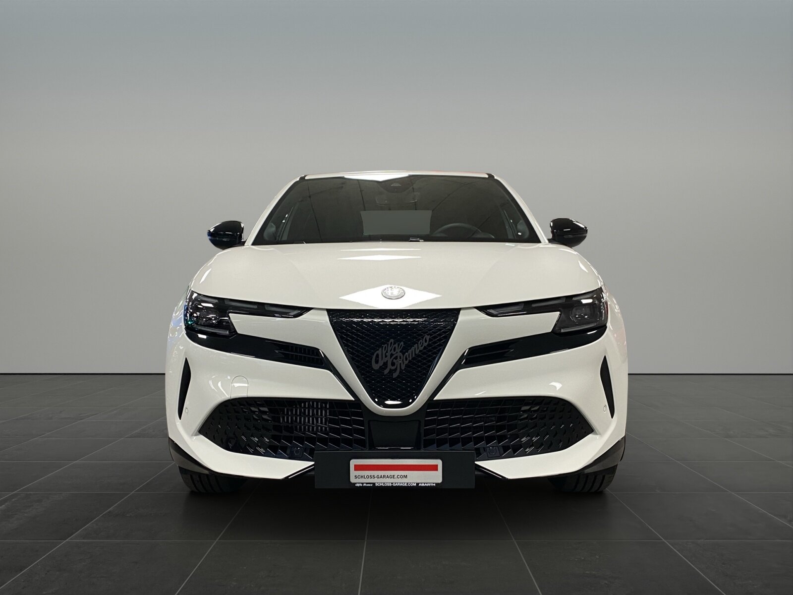 ALFA ROMEO Junior 1.2 Ibrida Q4 Pack Tech, Mild-Hybrid Petrol/Electric, Second hand / Used, Automatic - 2