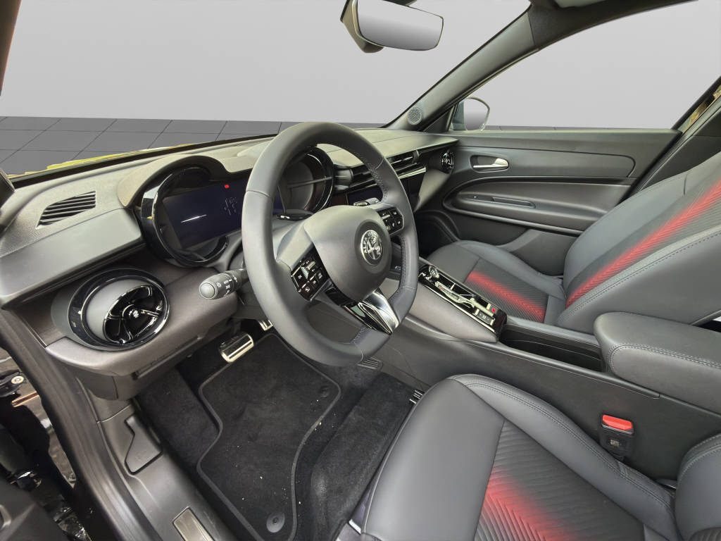 ALFA ROMEO JUNIOR 1.2 Ibrida Q4 Sky, Mild-Hybrid Petrol/Electric, Second hand / Used, Automatic - 6