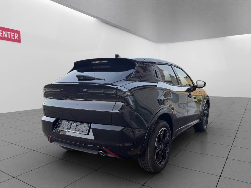 ALFA ROMEO JUNIOR 1.2 Ibrida Q4 Sky, Mild-Hybrid Petrol/Electric, Second hand / Used, Automatic - 4