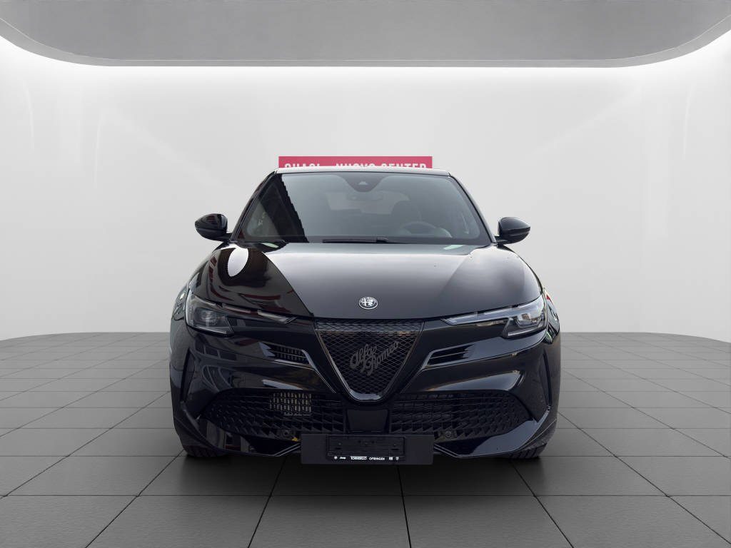 ALFA ROMEO JUNIOR 1.2 Ibrida Q4 Sky, Mild-Hybrid Petrol/Electric, Second hand / Used, Automatic - 5