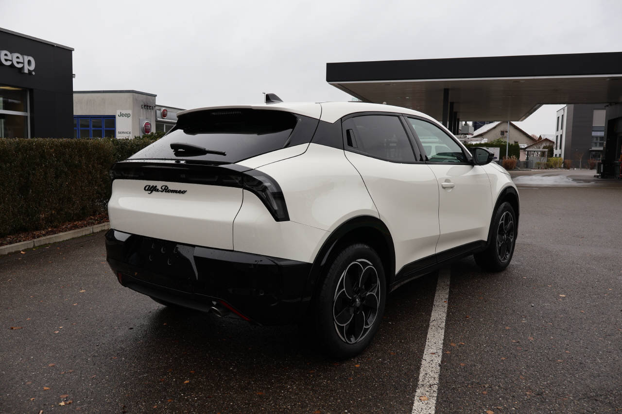ALFA ROMEO Junior 1.2 Ibrida Q4, Hybride Léger Essence/Électricité, Voiture de démonstration, Automatique - 3