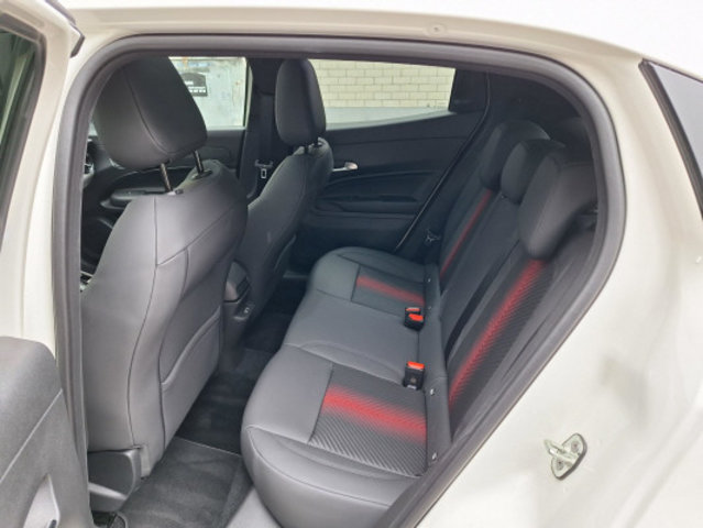 ALFA ROMEO JUNIOR 1.2 Hybryd Special, Mild-Hybrid Petrol/Electric, Ex-demonstrator, Automatic - 4