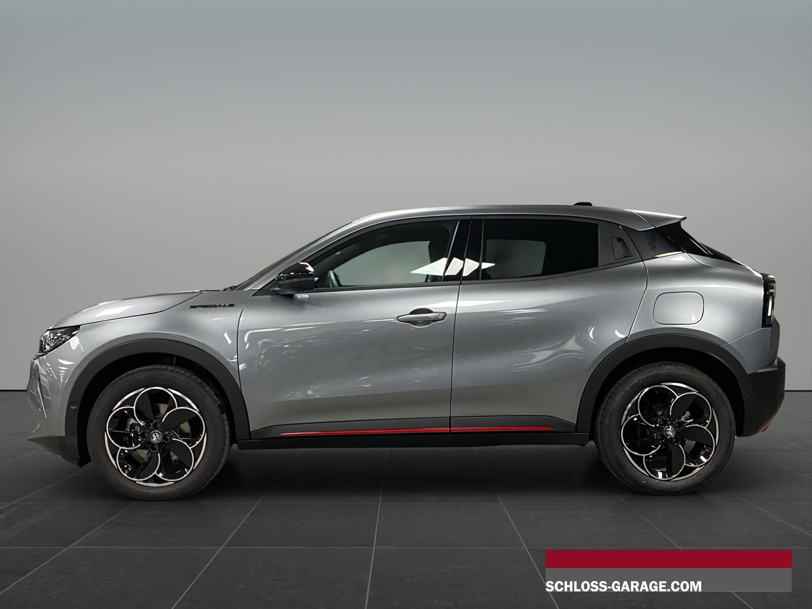 ALFA ROMEO Junior Elettrica Speciale Pack Tech, Electric, Ex-demonstrator, Automatic - 2