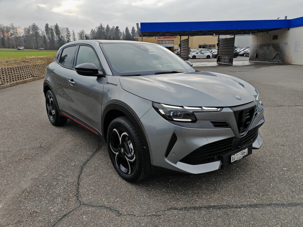 ALFA ROMEO Junior 1.2 48V Hybrid Speciale Tech Plus