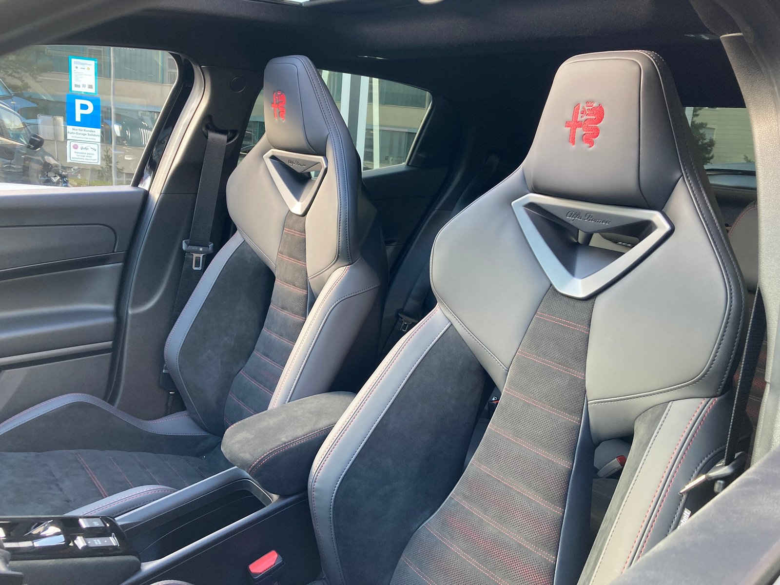 ALFA ROMEO Junior 1.2 48V Hybrid Speciale