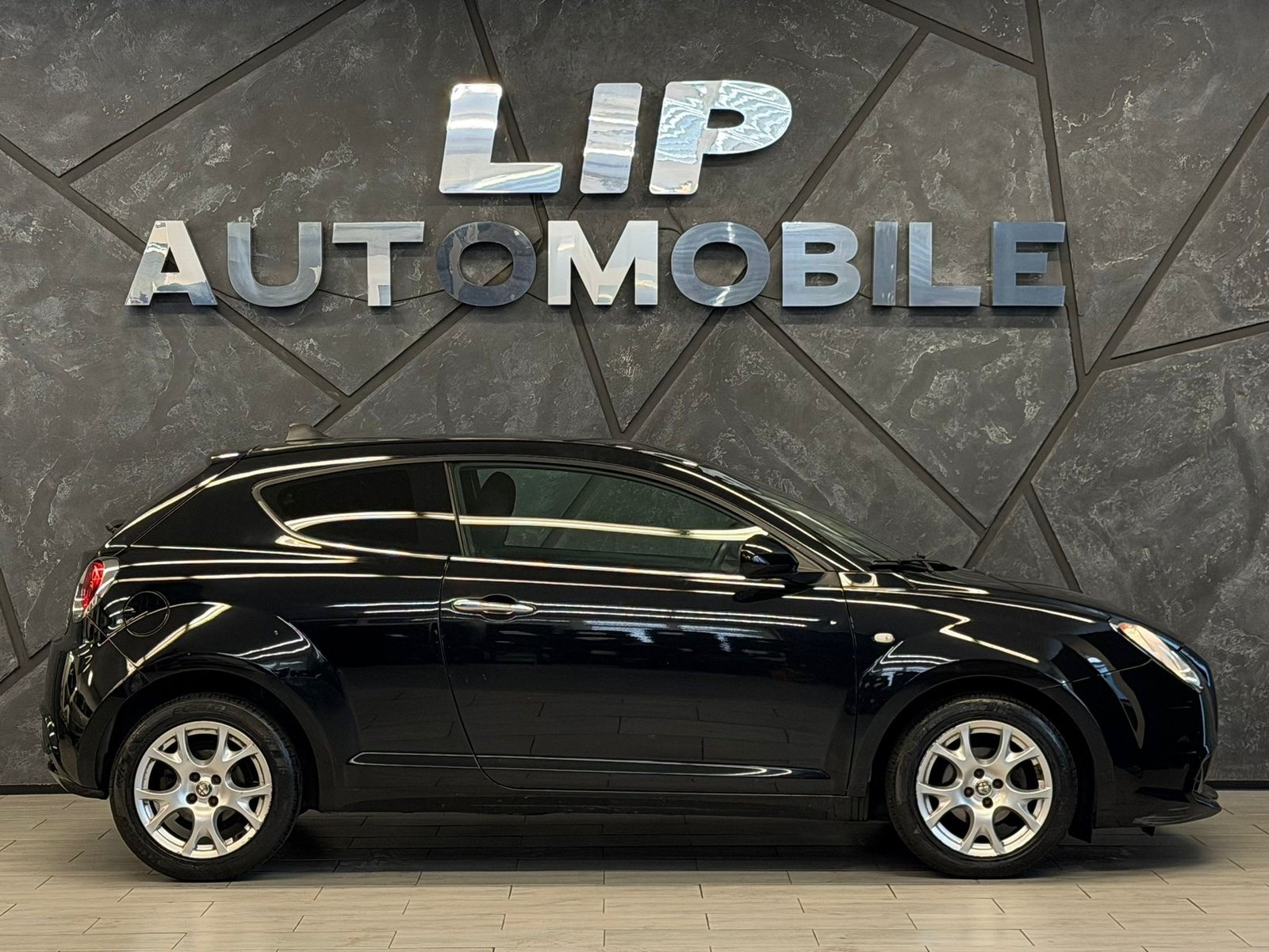 ALFA ROMEO MiTo 1.4 Distinctive, Benzin, Occasion / Gebraucht, Handschaltung - 4