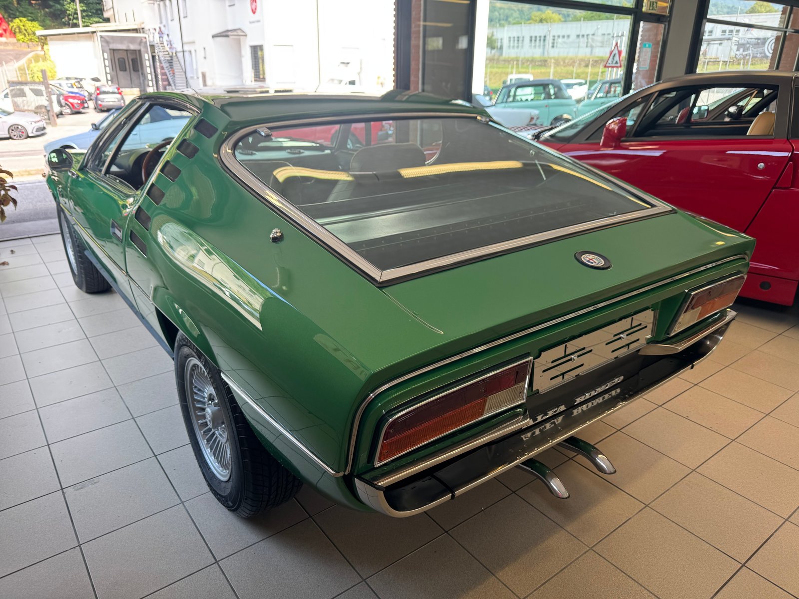 ALFA ROMEO MONTREAL, Essence, Voiture de collection, Manuelle - 3