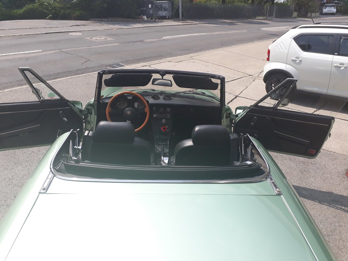 ALFA ROMEO Spider 2.0, Benzin, Occasion / Gebraucht, Handschaltung - 6