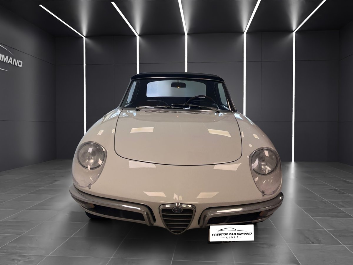 ALFA ROMEO SPIDER Duetto Osso di Seppia, Occasion / Gebraucht, Handschaltung - 2