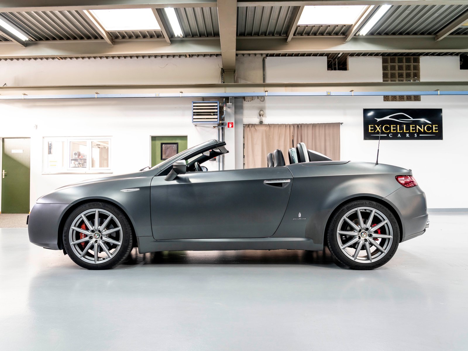 ALFA ROMEO Spider 1.8 TBi, Petrol, Second hand / Used, Manual - 7