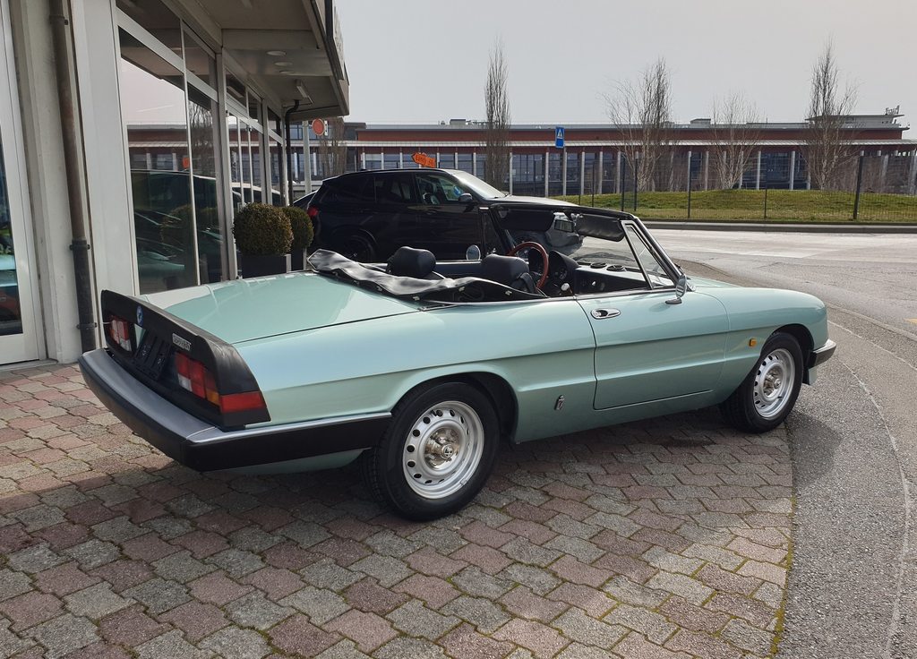 ALFA ROMEO Spider 2.0 Veloce, Essence, Voiture de collection, Manuelle - 7