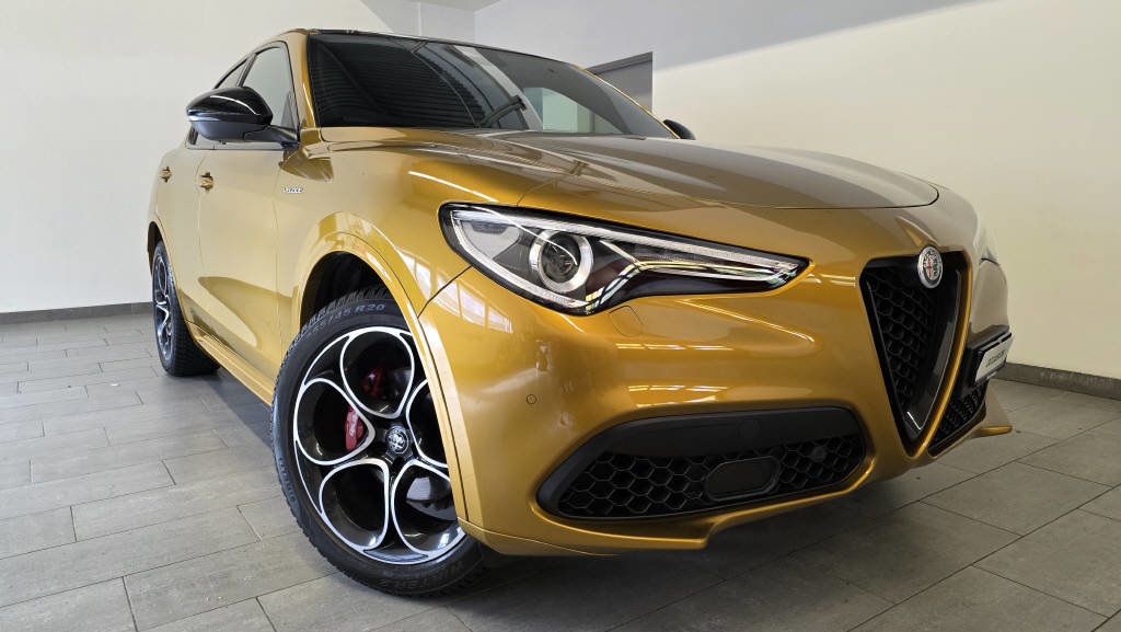 ALFA ROMEO Stelvio 2.0 Q4 280 Veloce Premium Sky