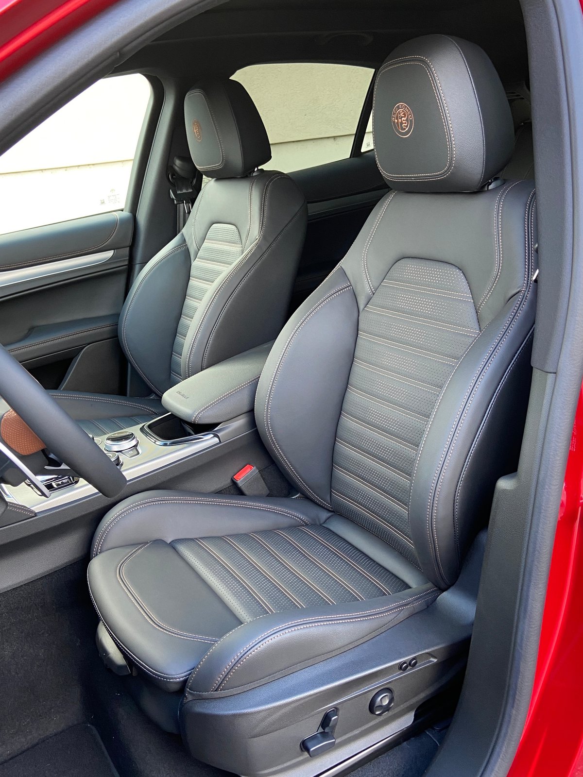 ALFA ROMEO Stelvio 2.0 Intensa Sky Q4 AT8, Benzina, Auto nuove, Automatico - 7