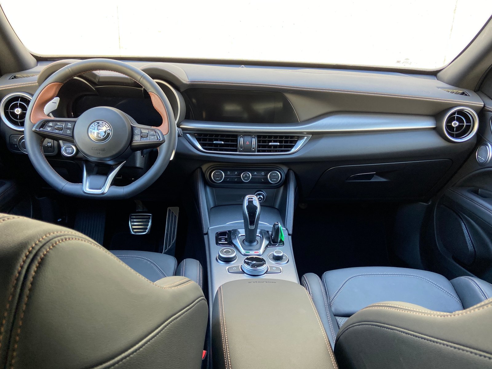 ALFA ROMEO Stelvio 2.0 Intensa Sky Q4 AT8, Essence, Voiture nouvelle, Automatique - 6