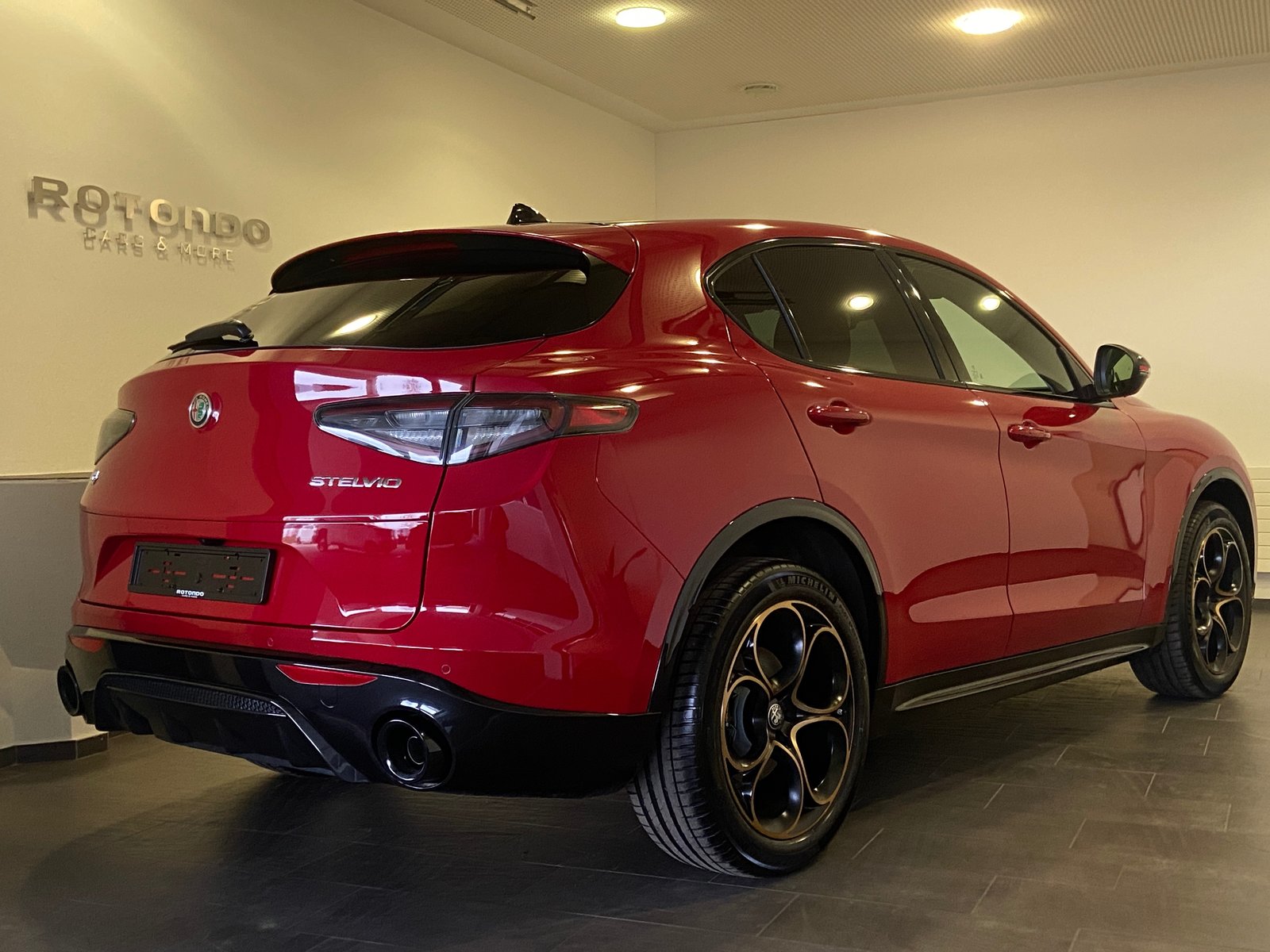 ALFA ROMEO Stelvio 2.0 Intensa Sky Q4 AT8, Petrol, New car, Automatic - 2