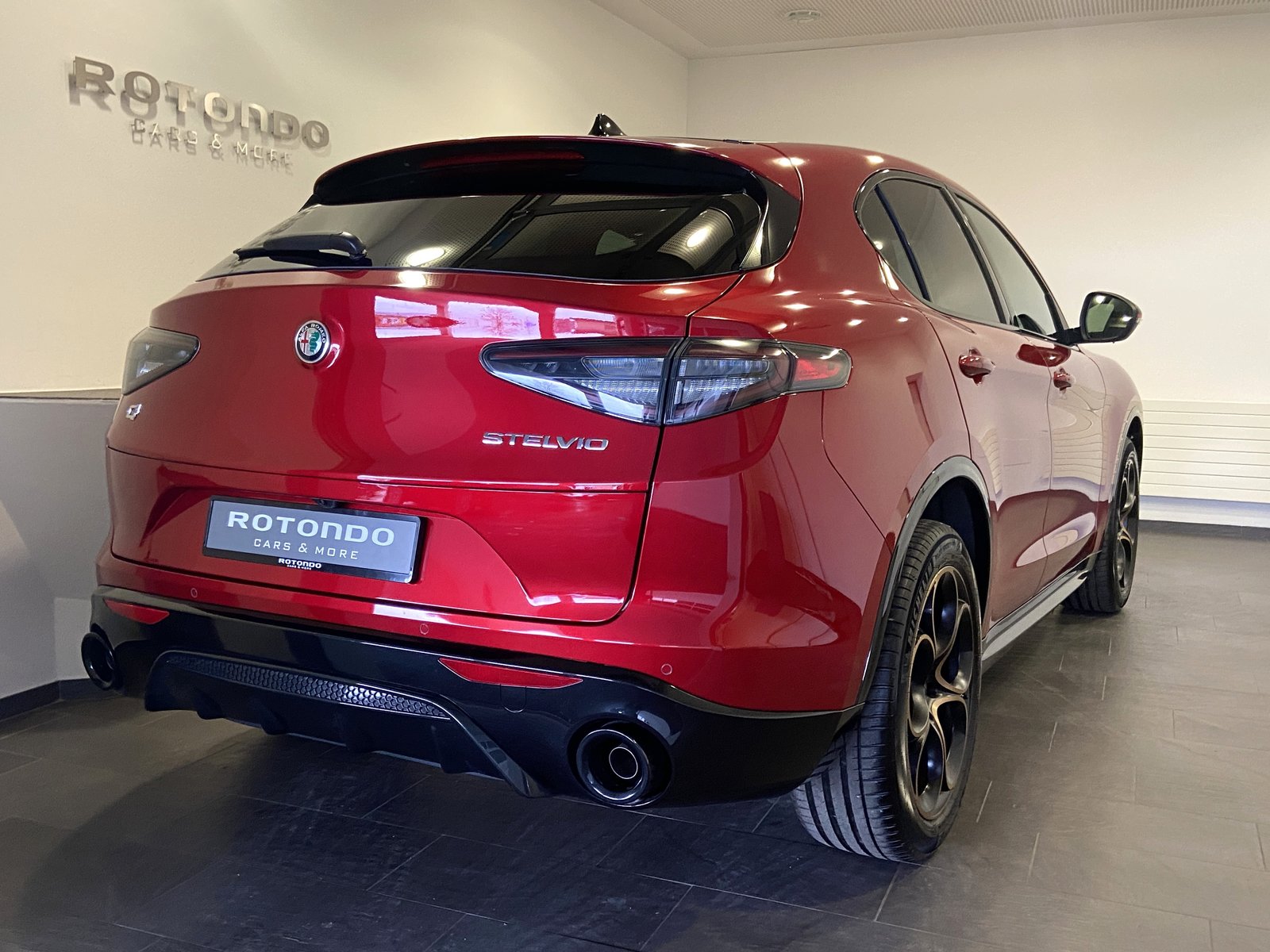 ALFA ROMEO Stelvio 2.0 Intensa Sky Q4 AT8, Benzina, Auto nuove, Automatico - 2