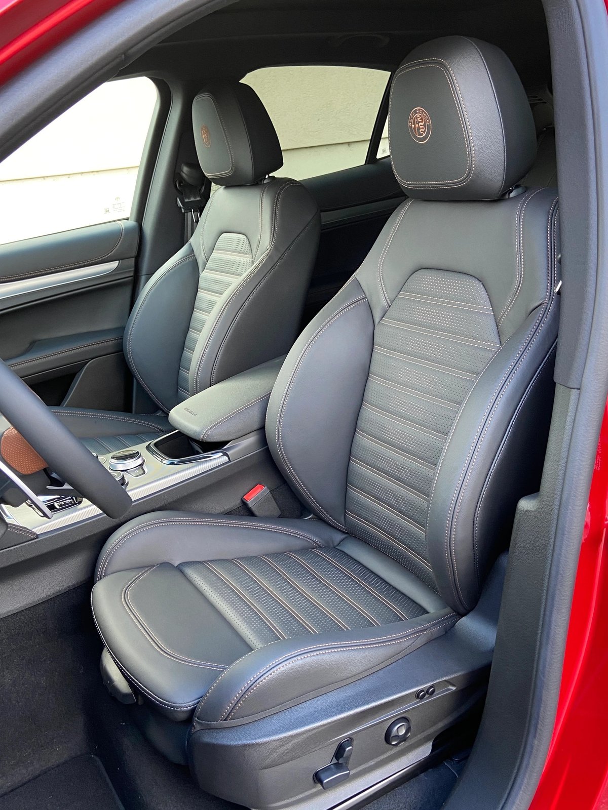 ALFA ROMEO Stelvio 2.0 Intensa Sky Q4 AT8, Benzina, Auto nuove, Automatico - 7