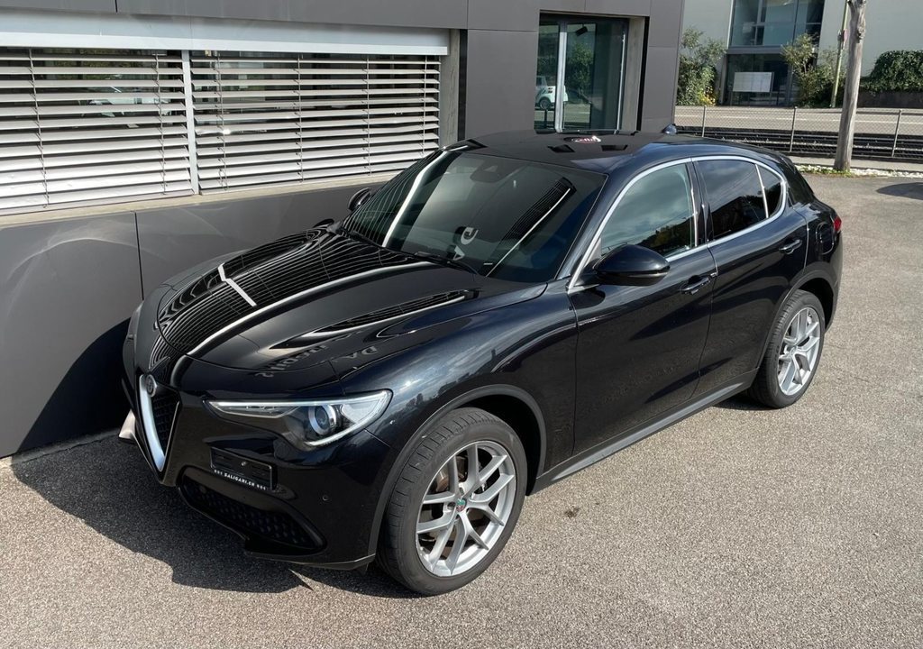 ALFA ROMEO Stelvio 2.0 Super Q4, Essence, Occasion / Utilisé, Automatique - 3