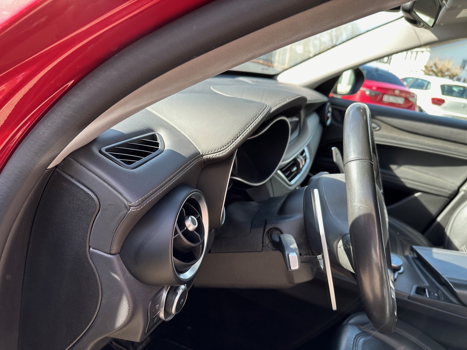 ALFA ROMEO Stelvio 2.0 Executive Q4 Automatic, Essence, Occasion / Utilisé, Automatique - 3