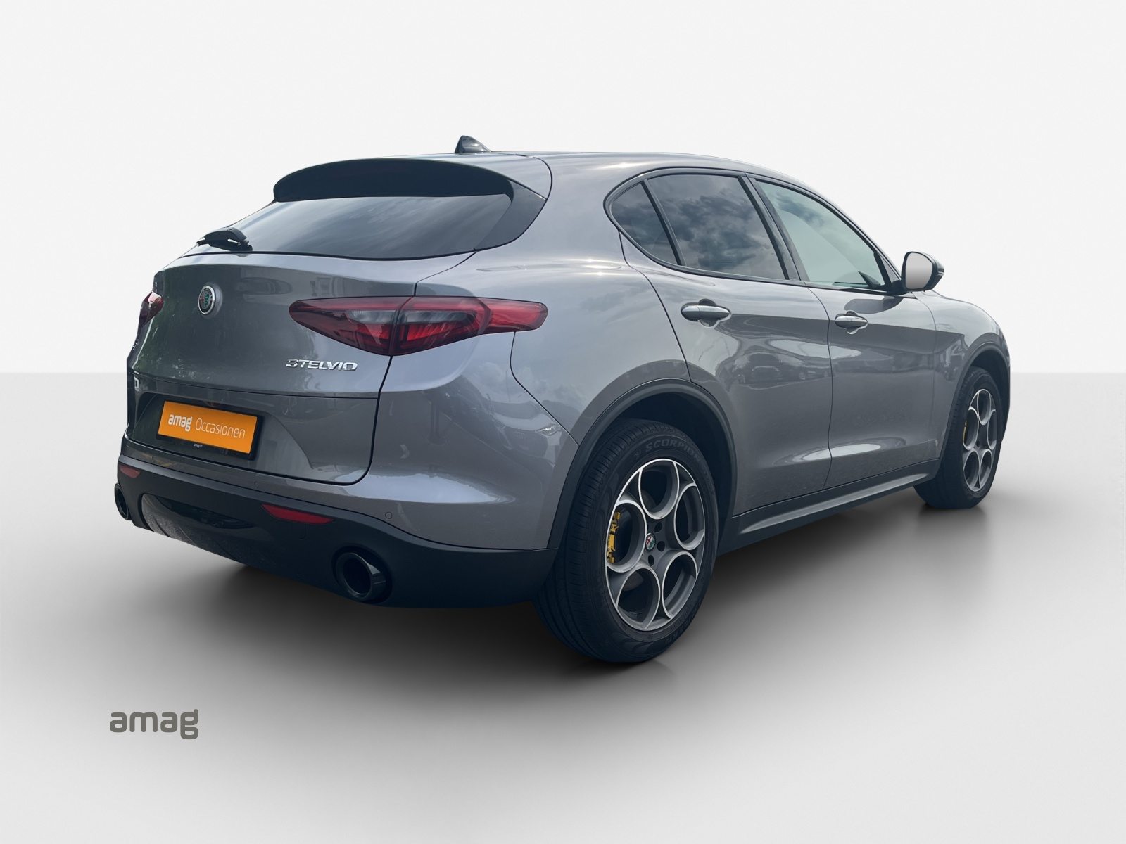 ALFA ROMEO Stelvio 2.0 Super Q4, Benzin, Occasion / Gebraucht, Automatik - 5