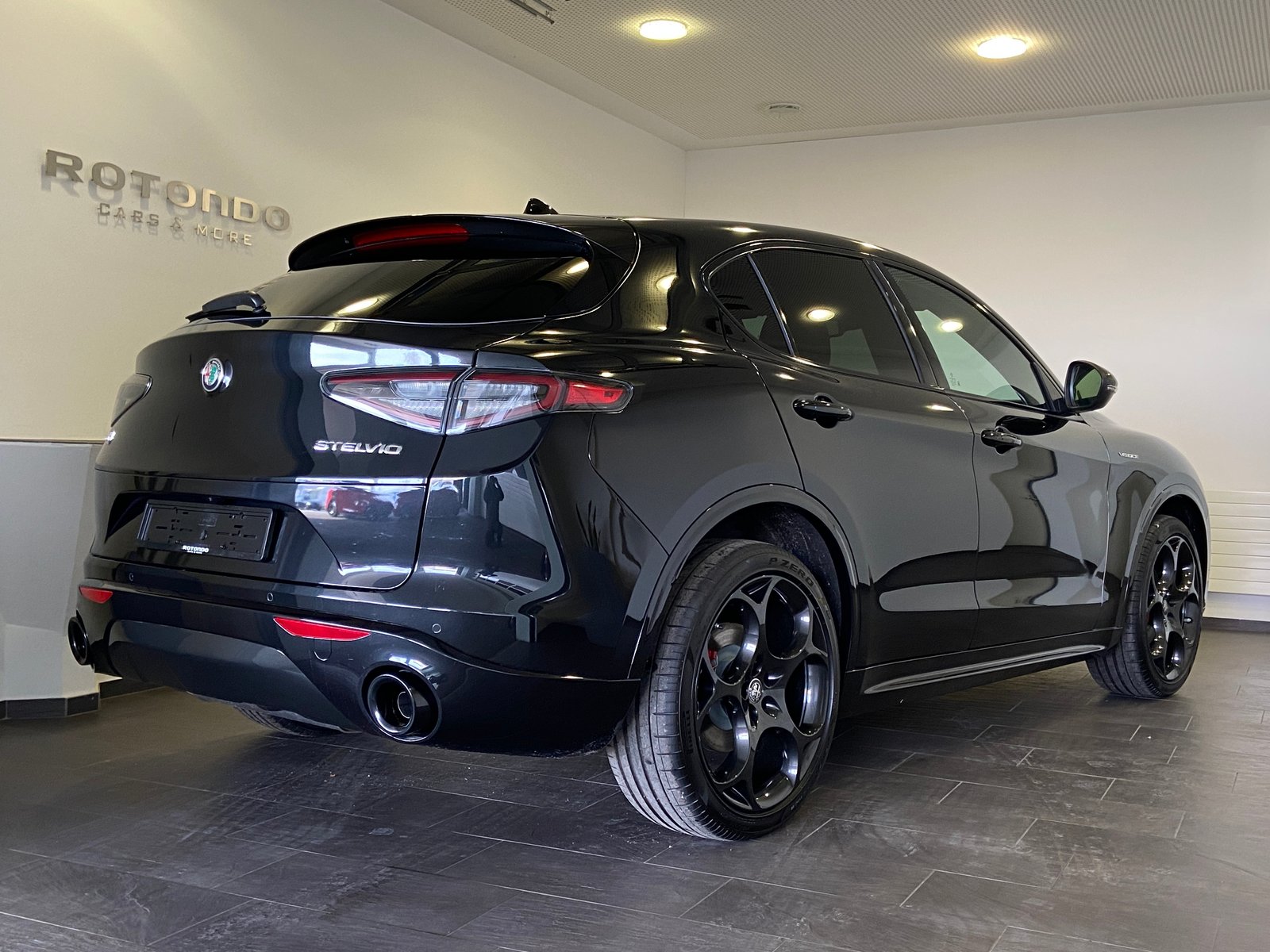 ALFA ROMEO Stelvio 2.0 Veloce Pack Tow Hook 21 Q4 AT8, Petrol, New car, Automatic - 3