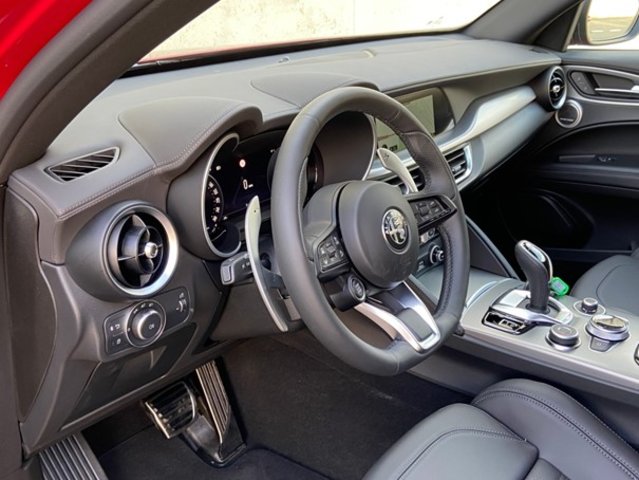 ALFA ROMEO Stelvio 2.0 Veloce Pack Premium Sky Tow Hook Q4 A, Petrol, New car, Automatic - 7