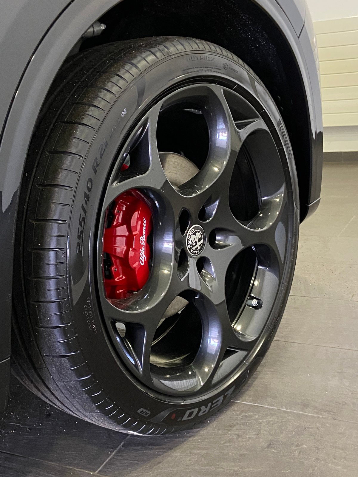 ALFA ROMEO Stelvio 2.0 Veloce 21 Q4 AT8, Benzin, Neuwagen, Automatik - 4