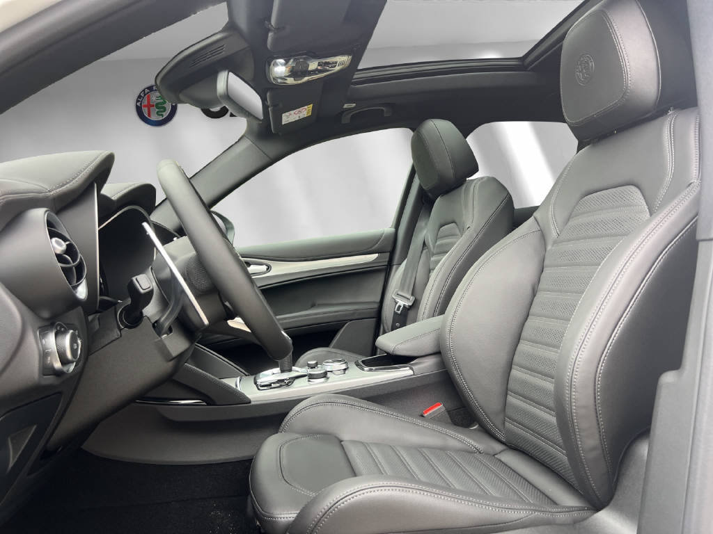 ALFA ROMEO Stelvio 2.0 Q4 280 Veloce AT, Essence, Voiture nouvelle, Automatique - 4