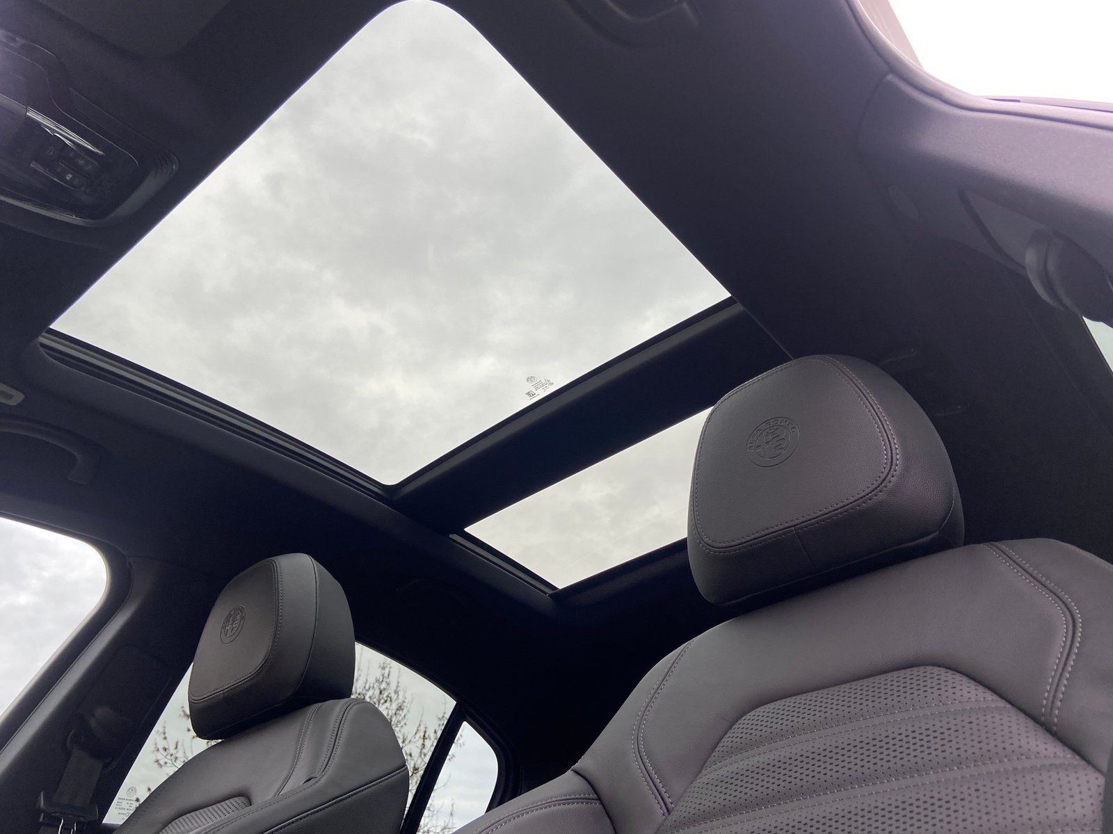 ALFA ROMEO Stelvio 2.0 Veloce Pack Premium Sky Q4 AT8, Benzina, Auto nuove, Automatico - 4