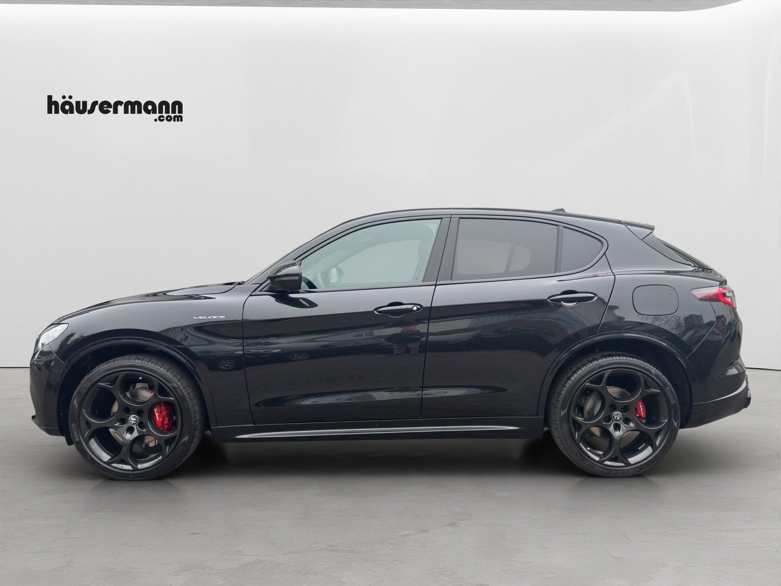 ALFA ROMEO Stelvio 2.0 Q4 280 Veloce, Essence, Voiture nouvelle, Automatique - 3