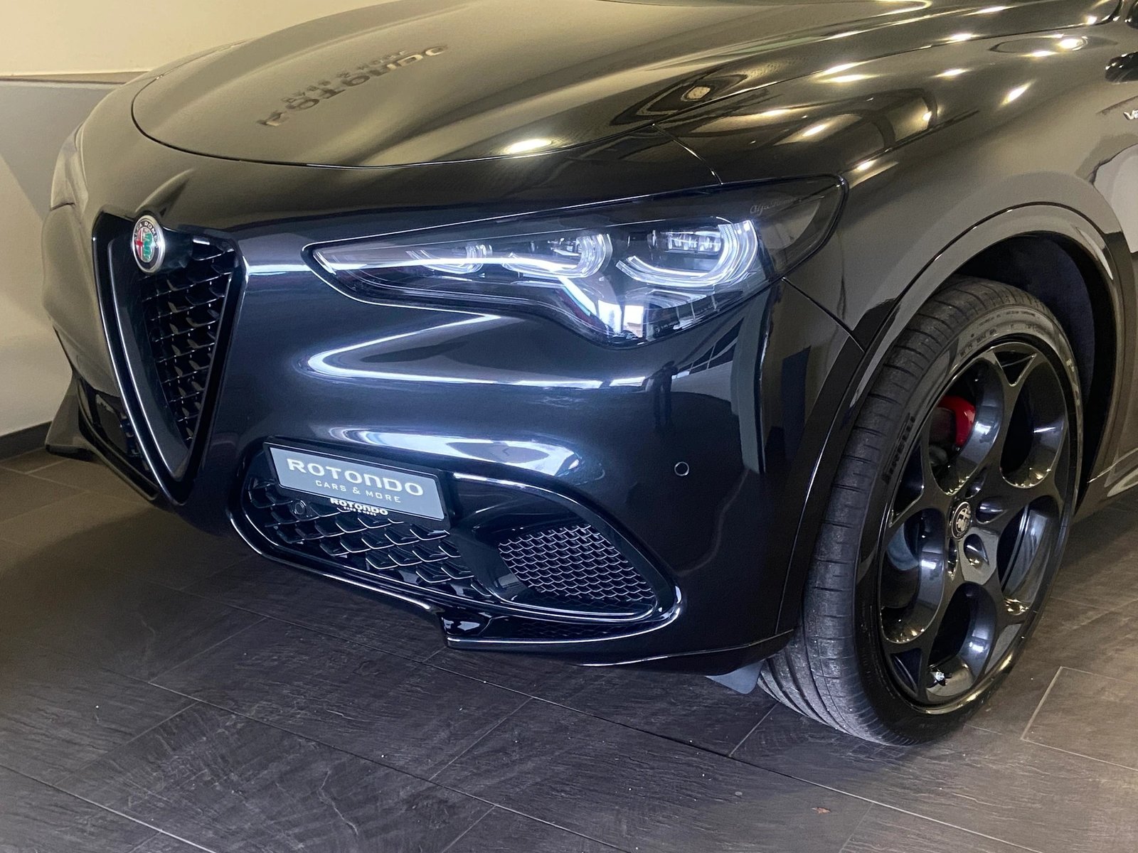 ALFA ROMEO Stelvio 2.0 Veloce Pack Premium Sky Q4 AT8, Benzina, Auto nuove, Automatico - 3
