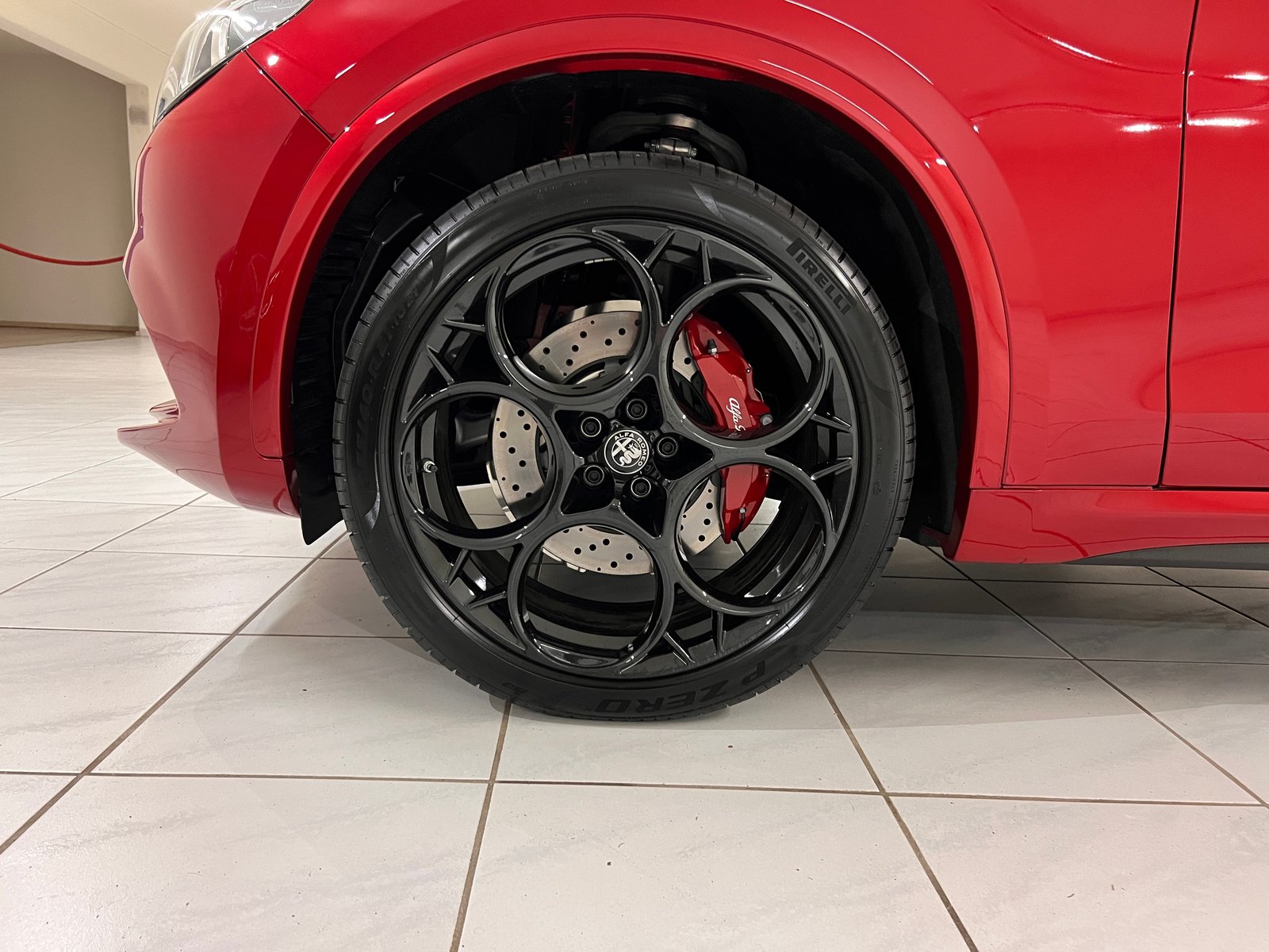 ALFA ROMEO Stelvio 2.9 V6 Quadrifoglio Performante Q4, Essence, Voiture nouvelle, Automatique - 6