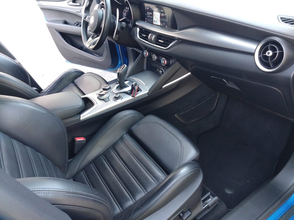ALFA ROMEO STELVIO 2.0 Q4 280, Benzin, Occasion / Gebraucht, Automatik - 6