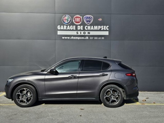 ALFA ROMEO Stelvio 2.0 Super Q4, Benzin, Occasion / Gebraucht, Automatik - 3