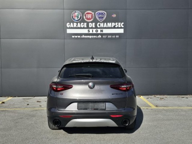 ALFA ROMEO Stelvio 2.0 Super Q4, Benzin, Occasion / Gebraucht, Automatik - 4