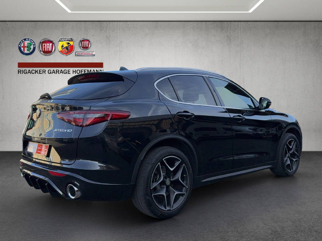 ALFA ROMEO Stelvio 2.0 Q4 280 Super, Benzin, Occasion / Gebraucht, Automatik - 4