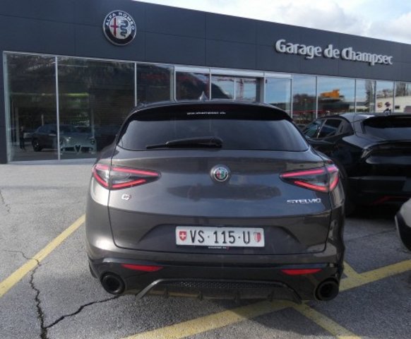 ALFA ROMEO Stelvio 2.0 Veloce Q4, Benzin, Occasion / Gebraucht, Automatik - 4