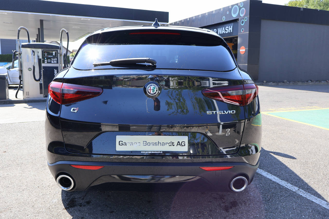ALFA ROMEO Stelvio 2.0 Q4 280 Super, Benzina, Occasioni / Usate, Automatico - 4