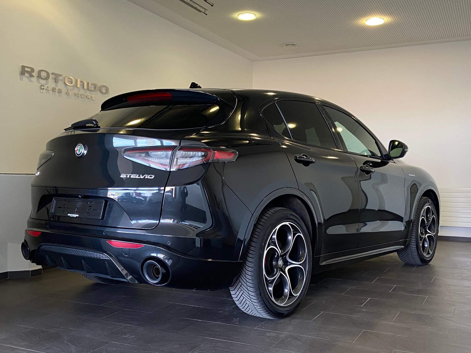 ALFA ROMEO Stelvio 2.2 JTDM Veloce Pack Premium Q4 AT8, Diesel, Second hand / Used, Automatic - 2